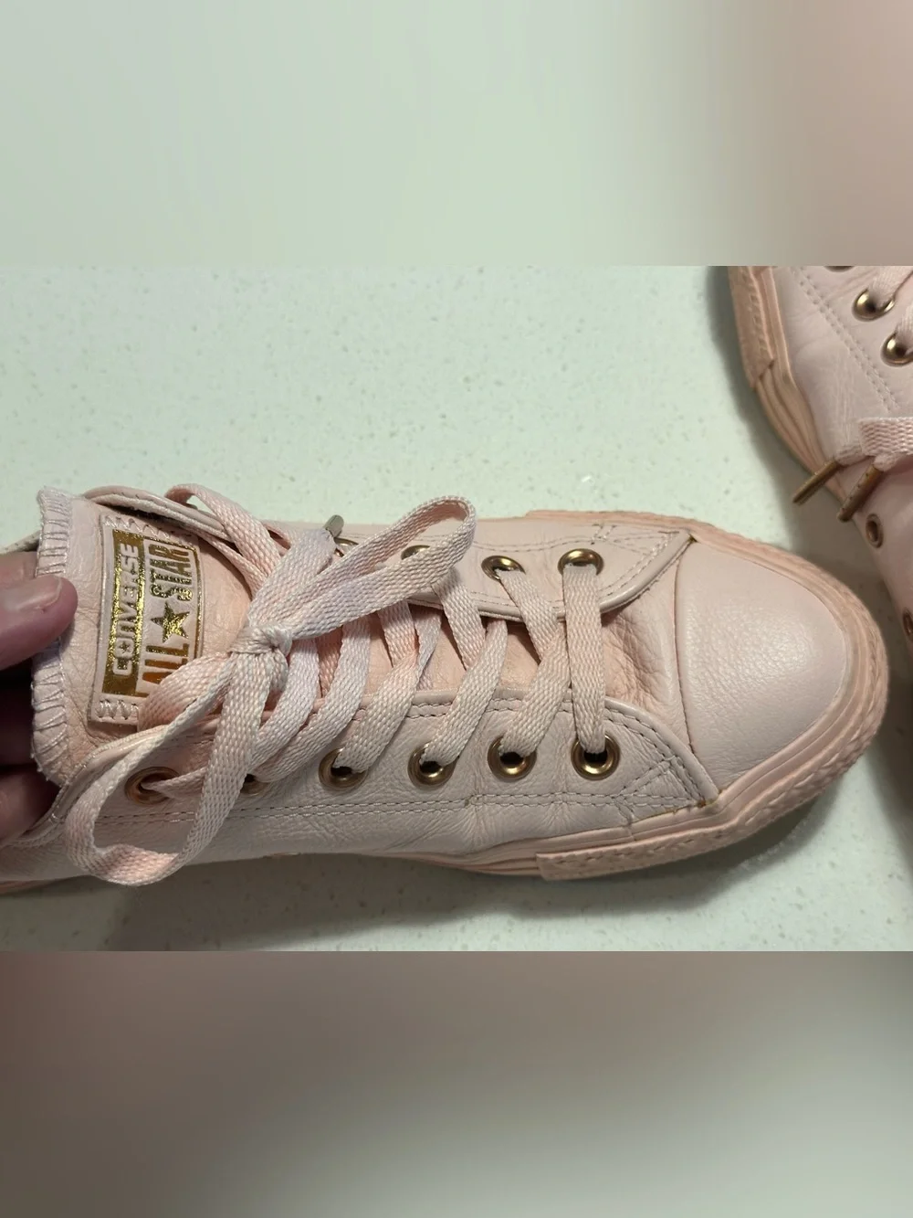 Converse classic low